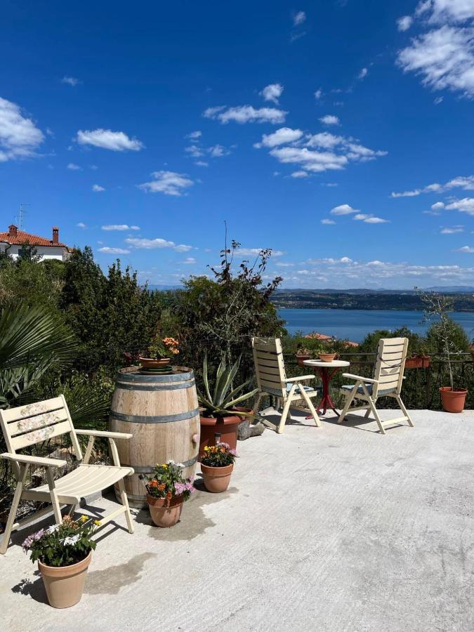 Apartment Vella Копер Экстерьер фото